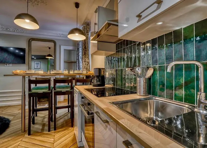 [65m2]luxury 2 Bdr - Eiffel Tower Apartment